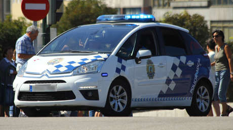 "Es mi mujer, no me puedo creer que por darle dos patadas me vayáis a detener": Arrestado en España un hombre tras agredir a su pareja en plena calle