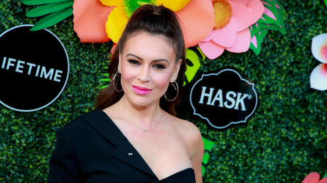VIDEO: La estrella de 'Hechiceras', Alyssa Milano, muestra los estragos del covid-19 en su cabello