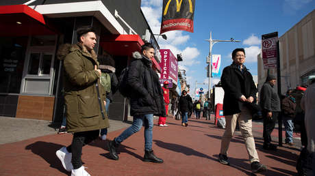 Venezuela propone un "vuelo humanitario" para repatriar a sus ciudadanos desde EE.UU. y ofrece trasladar a los estadounidenses