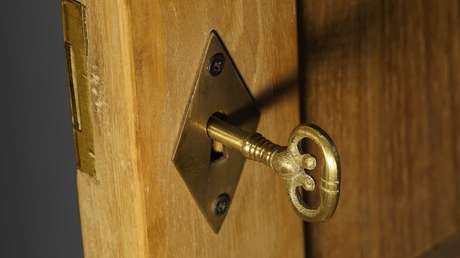 Ladrones con 'buen oído': Un estudio sugiere que se puede duplicar una llave a partir de su sonido en la cerradura