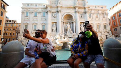 Un infectólogo italiano revela la diferencia entre la primera y segunda ola de la pandemia de covid-19