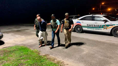 Detienen al "monstruo enfermo" que mató con un martillo a dos hermanos de 12 y 14 años en Florida