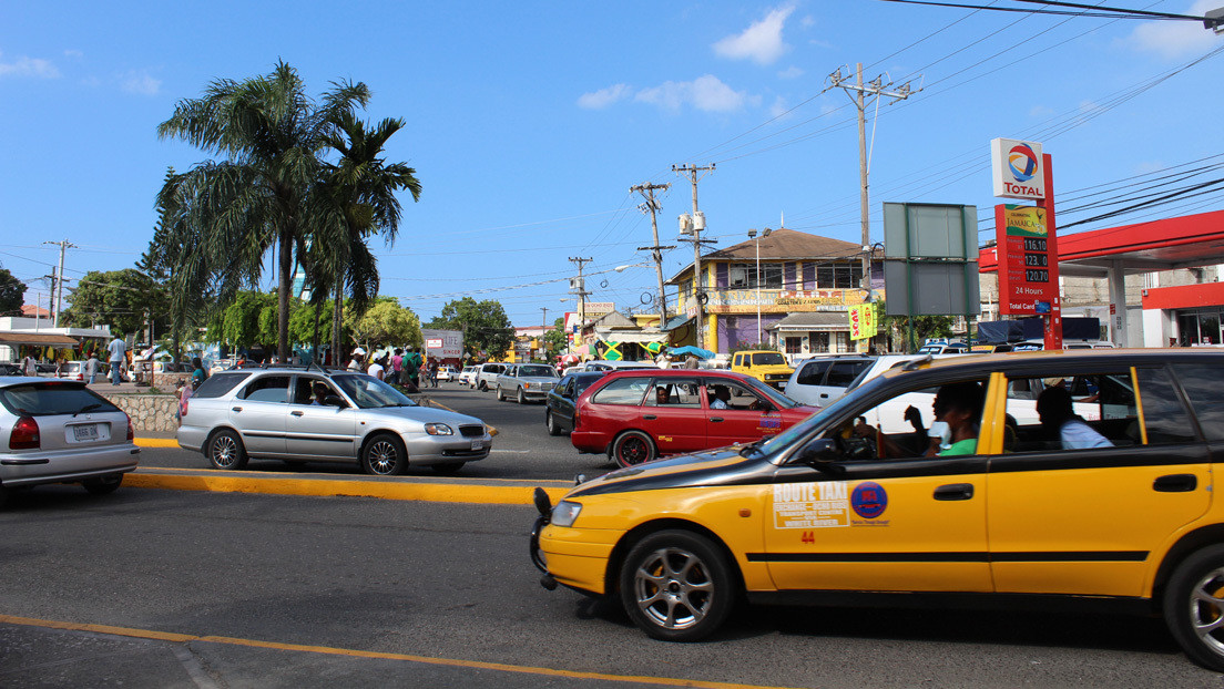 Jamaica celebra elecciones bajo estrictas medidas sanitarias por la pandemia de coronavirus