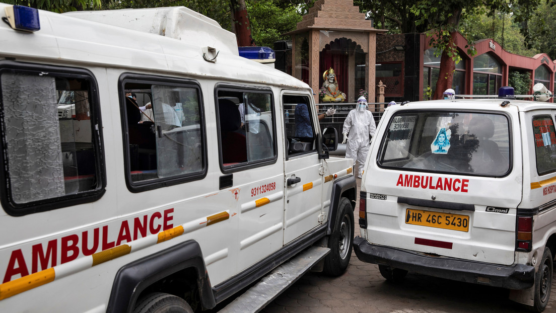 La India: El conductor de una ambulancia viola a una paciente con covid-19 cuando la llevaba al hospital