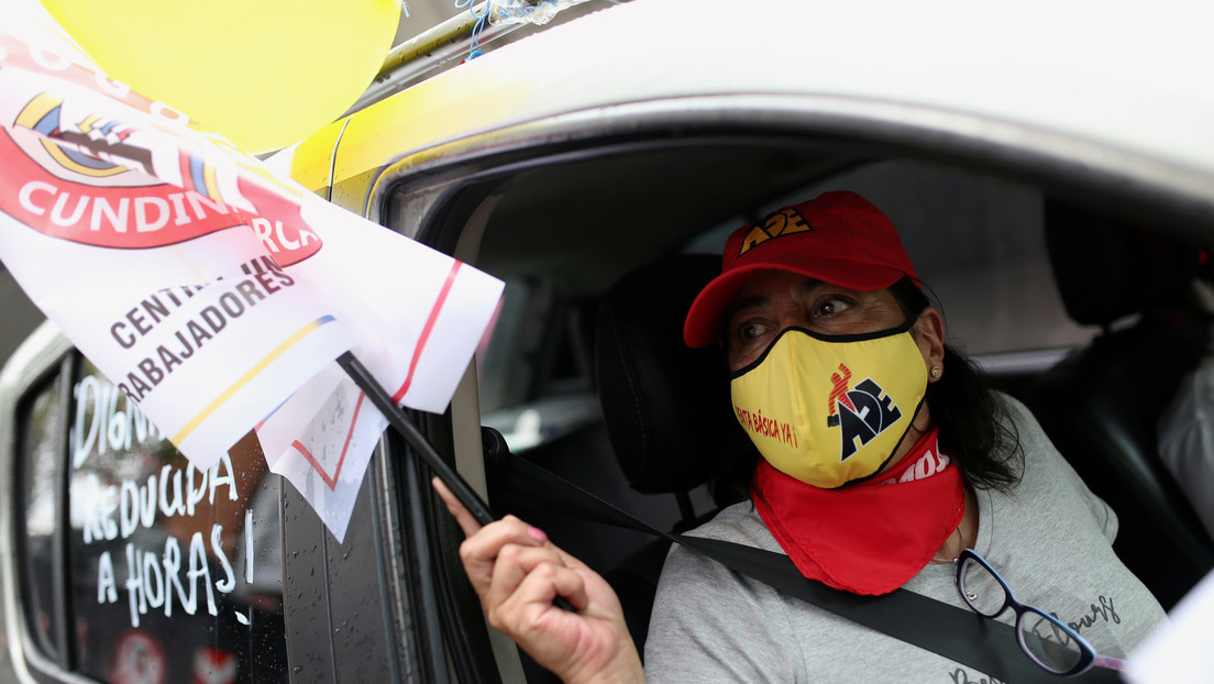 Trabajadores colombianos realizan caravanas para rechazar un decreto de "reforma laboral"