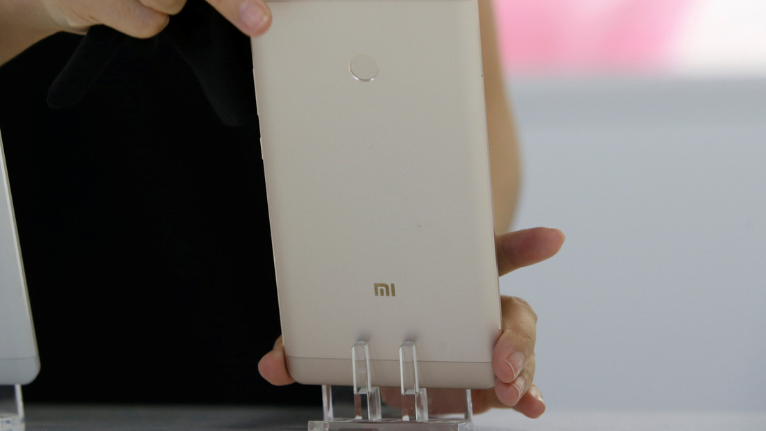 Xiaomi patenta un smartphone con cinco cámaras frontales retráctiles