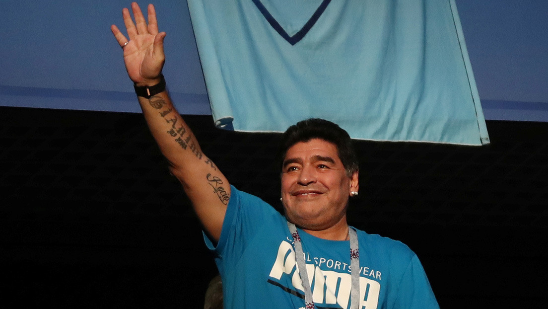 Maradona lanza una campaña solidaria junto a la Cruz Roja para ayudar a 10 ciudades de Argentina a enfrentar la crisis por el coronavirus