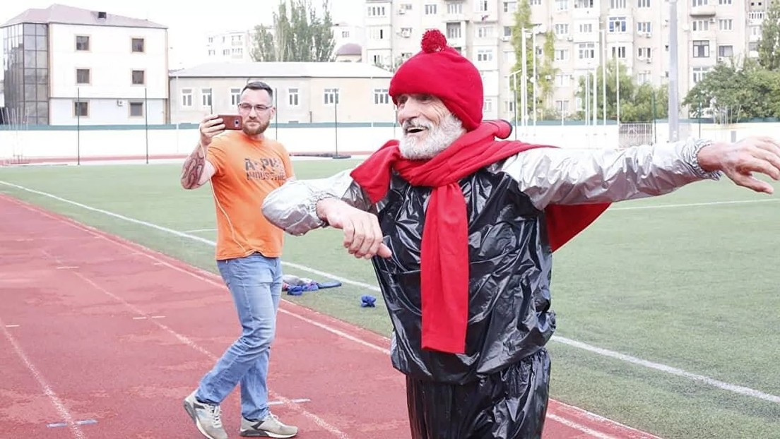 Jubilado ruso establece un récord al perder casi 10 kilos en cinco horas