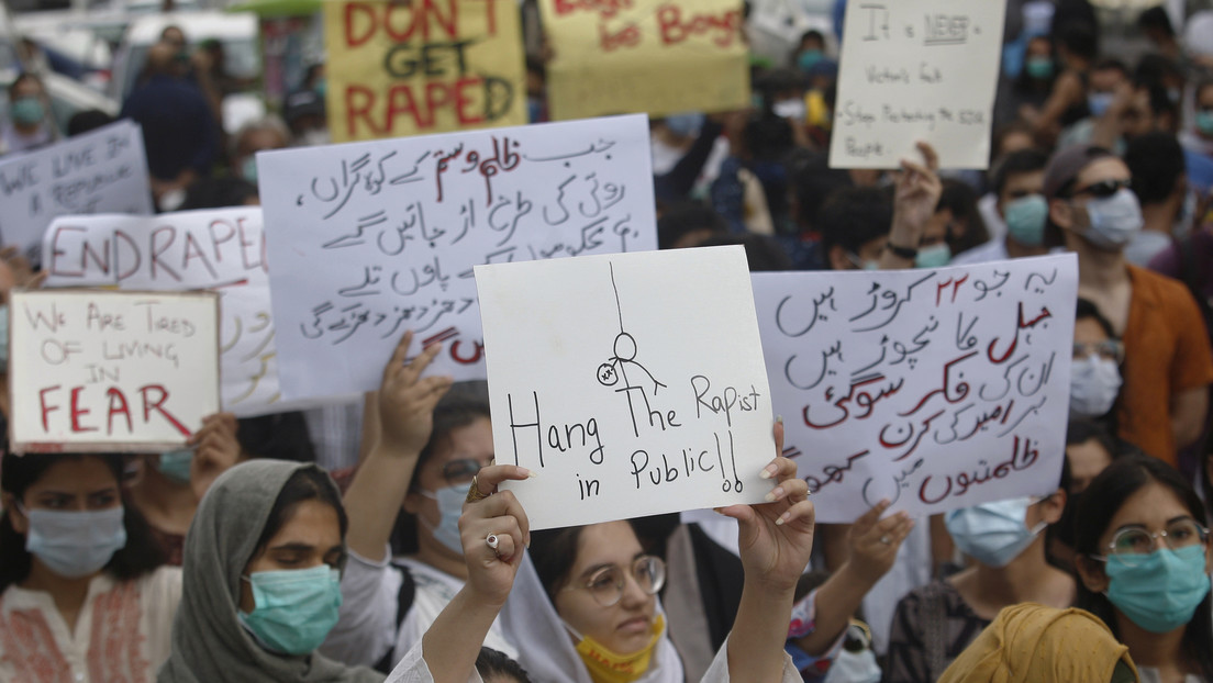 El primer ministro de Pakistán sugiere la castración química de delincuentes sexuales para evitar que reincidan