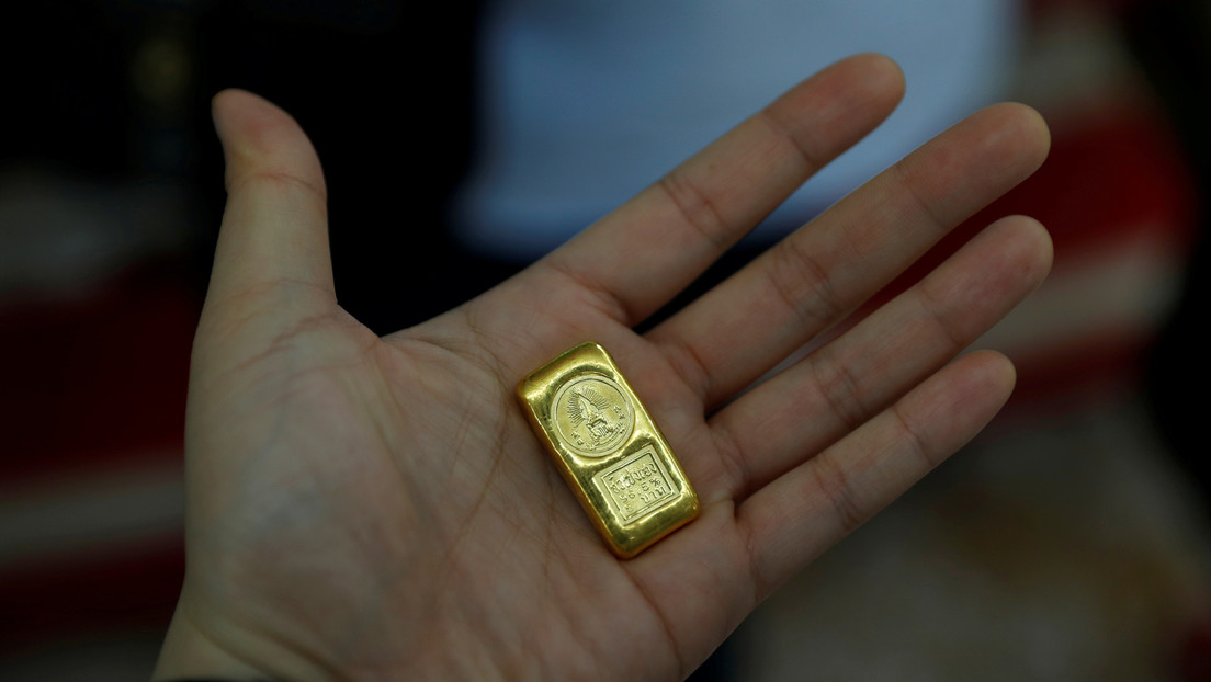 El precio del oro cae a su nivel más bajo en dos meses