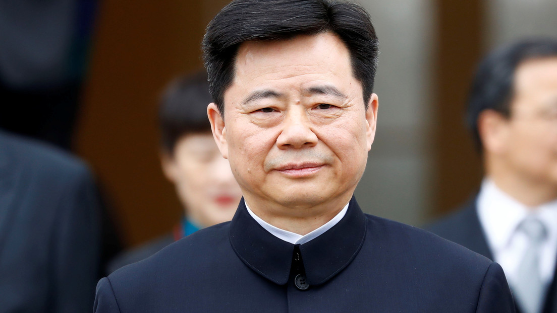 El embajador chino recomienda que Berlín se preocupe "de sus propios deberes de casa"