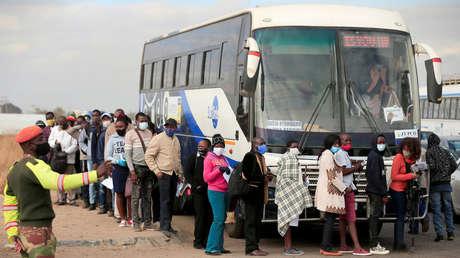 El autobús de los contagios: un pasajero con coronavirus infecta a otros 23 durante un viaje