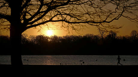Hallan un cadáver en un lago frente al palacio del príncipe William y Kate Middleton
