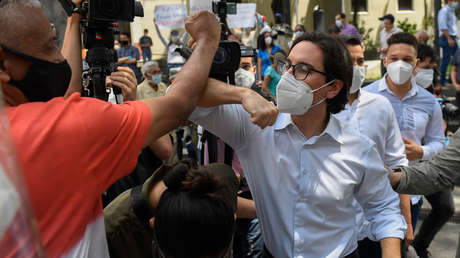 El diputado opositor Freddy Guevara abandona la embajada de Chile en Caracas, donde permaneció tres años