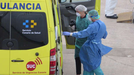 Un turista británico, en coma inducido tras romperse el cuello al tirarse a una piscina en España