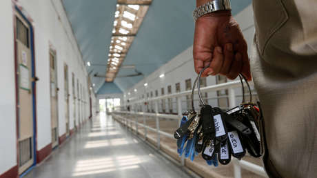 Arrestan a un francés residente en Tailandia acusado de violar a una turista británica que conoció por Tinder