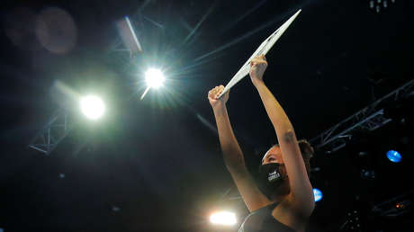 Luchador de MMA noquea a su adversario y lo deja inconsciente durante 15 minutos (VIDEO)