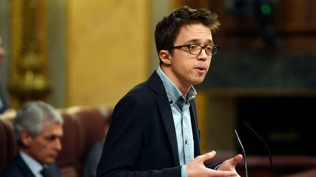 ¿Cuánta inversión pública hay dentro de un iPhone? La sorprendente explicación de un diputado español (VIDEO)