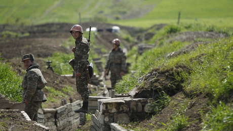 Movilizaciones, estado de guerra y acusaciones mutuas: ¿qué pasa entre Armenia y Azerbaiyán?