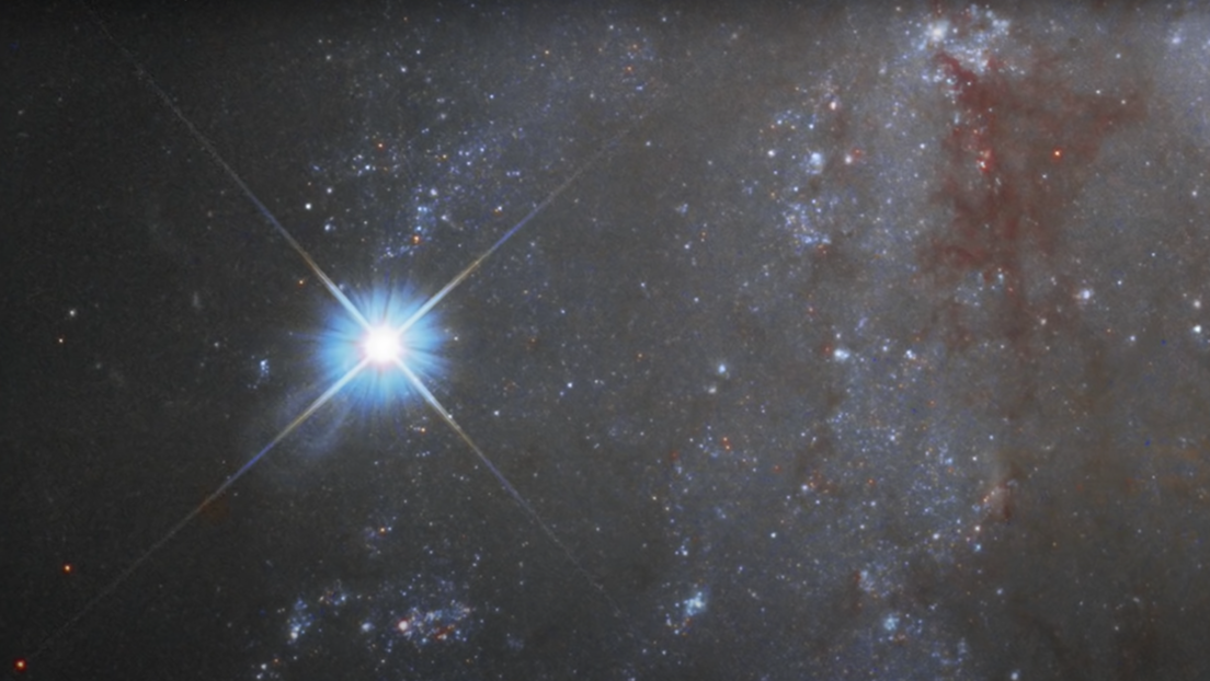 VIDEO: El Hubble capta el destello de una supernova tan brillante como 5.000 millones de soles