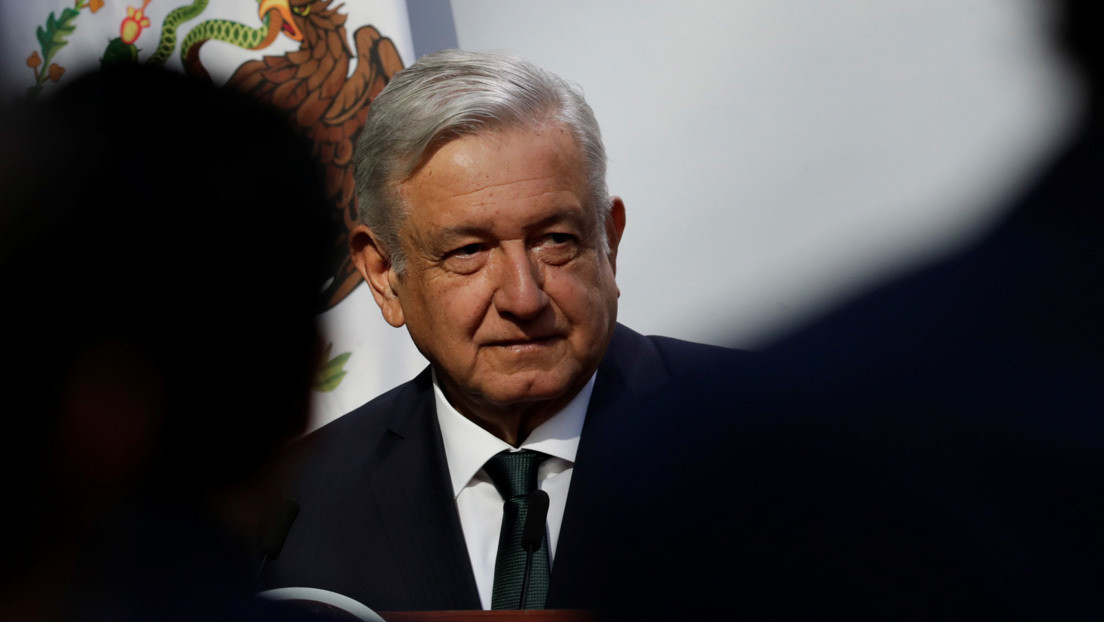 López Obrador dice que "hay indicios" de que la caravana de migrantes "se armó" para influir en el debate electoral en EE.UU.