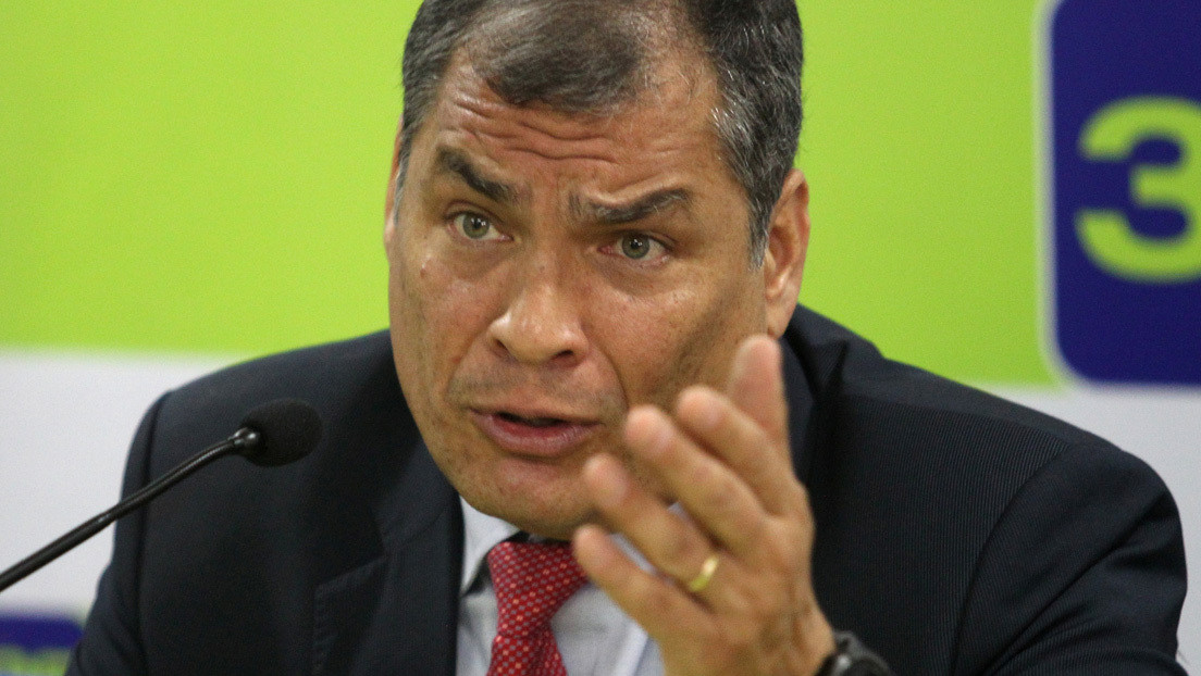 La Justicia ecuatoriana pide activar las alertas rojas de Interpol para detener a Correa y otros sentenciados del caso 'Sobornos'