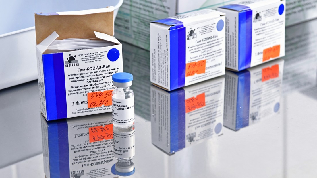 El precio de la vacuna rusa contra el covid-19 no superará los 13 dólares por dosis