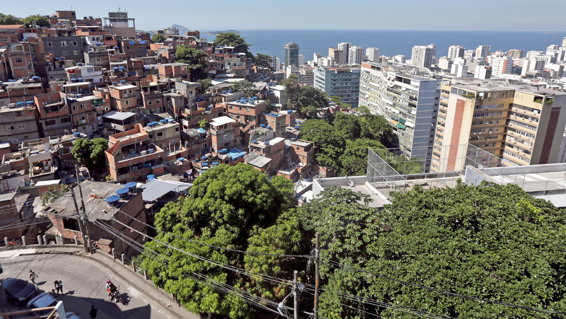 Encuentran caminando desorientada en una favela en Río de Janeiro a una modelo brasileña desaparecida hace un año en Nueva York