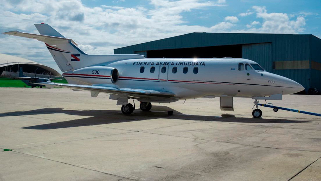 Un argentino compra un avión presidencial de Uruguay en una subasta (y paga mucho menos de su precio original)