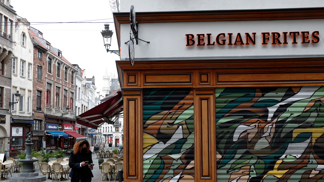 Bélgica decreta un toque de queda y cierra bares y restaurantes en todo el país durante un mes por el covid-19
