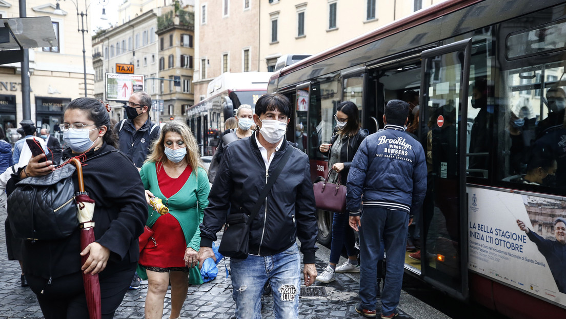 "Evitar otro bloqueo general": Italia introduce nuevas medidas ante el repunte de casos de coronavirus