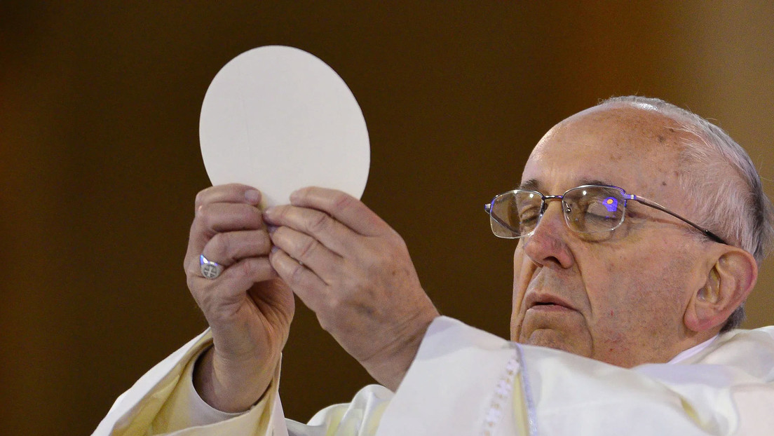 FOTOS: El meme del papa Francisco alabando distintas cosas renace y vuelve a ser viral en Twitter