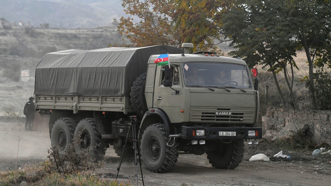 El presidente de Azerbaiyán anuncia que sus fuerzas armadas tomaron el control de varias localidades de Nagorno Karabaj