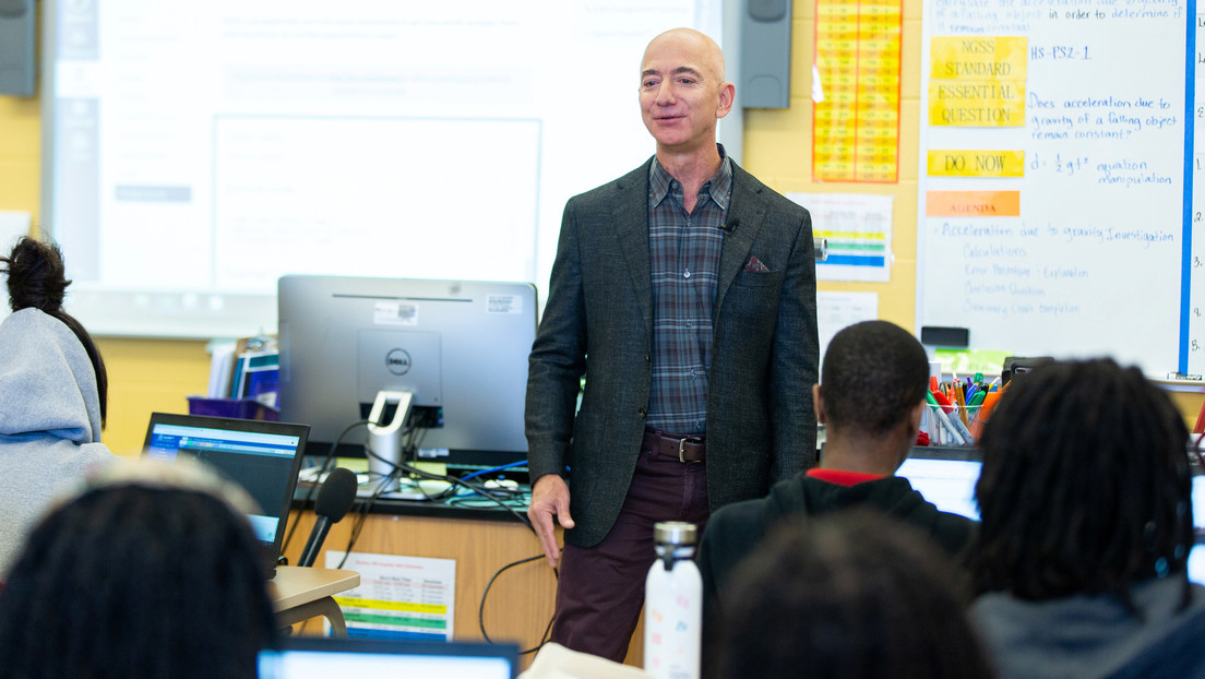 Las tres preguntas que formula Jeff Bezos a quienes aspiran a trabajar en Amazon