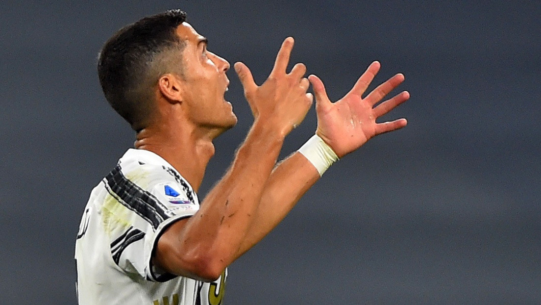 Fiscalía italiana investiga a Cristiano Ronaldo por supuesta violación de la cuarentena tras dar positivo por covid-19