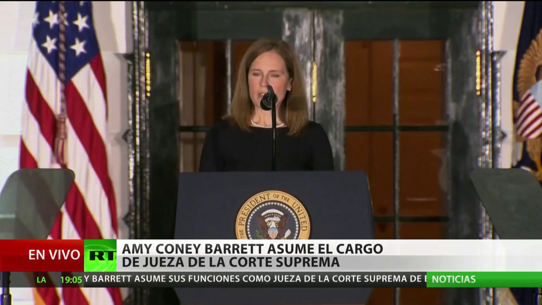 Amy Coney Barrett asume el cargo de jueza de la Corte Suprema de EE.UU.