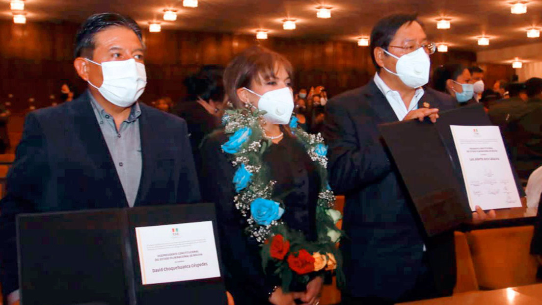 Tribunal Electoral entrega credenciales a Luis Arce y David Choquehuanca como presidente y vicepresidente electos de Bolivia