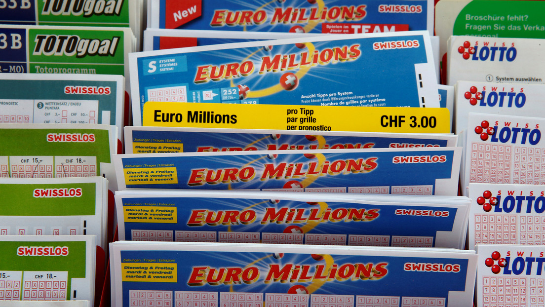 "La abogada me estafó": gana 9 millones de dólares en la lotería y ahora está arruinado
