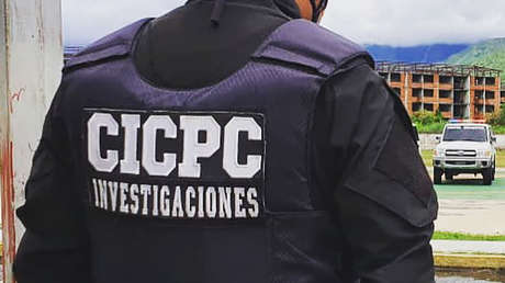 Hallan el cadáver de una mujer en la pared de una casa, después de que el hombre que denunció su desaparición se intentara suicidar ante la Policía