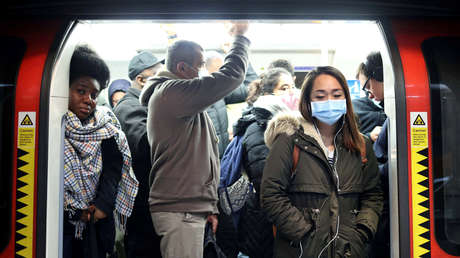 El covid-19 podría no desaparecer nunca, incluso con una vacuna, advierte el principal asesor científico del Gobierno británico