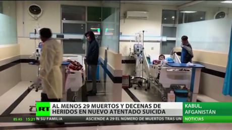 Al menos 29 muertos y decenas de heridos en un atentado suicida en Afganistán