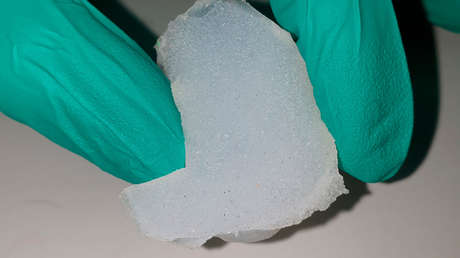 VIDEO: Científicos crean por primera vez una lengua humana artificial mediante impresión 3D