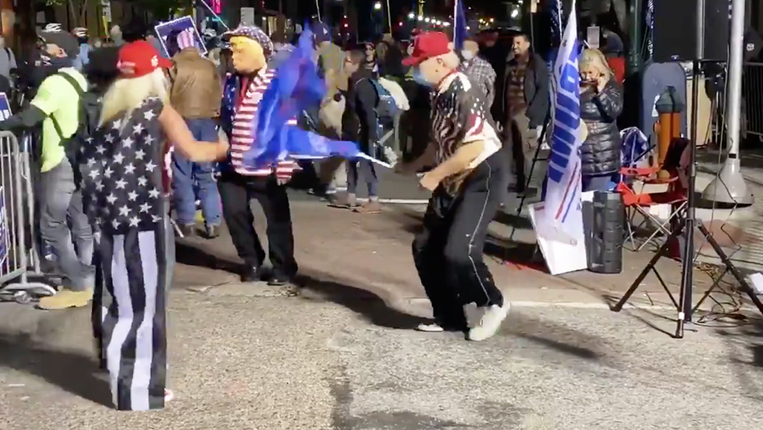 "Simplemente no lo entienden": Partidarios de Trump bailan al son de una canción de Rage Against the Machine y la banda les responde