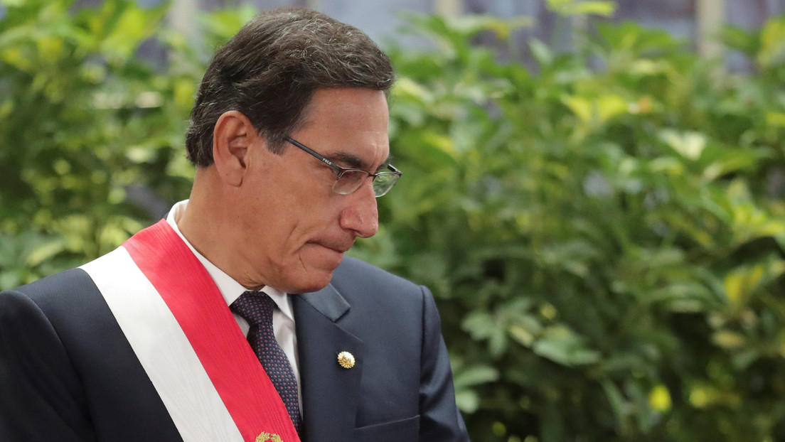 El Congreso de Perú destituye al presidente Vizcarra tras aprobar el segundo pedido de vacancia en su contra