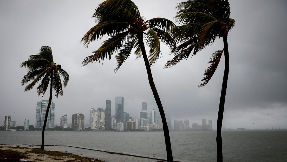 La tormenta Theta rompe el récord histórico para una temporada de huracanes