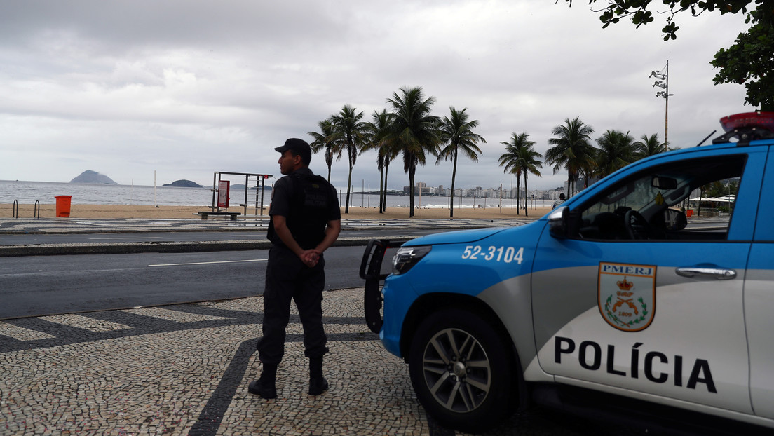 Un 'John Lennon' brasileño escapa de comisaria con ayuda de su hermano