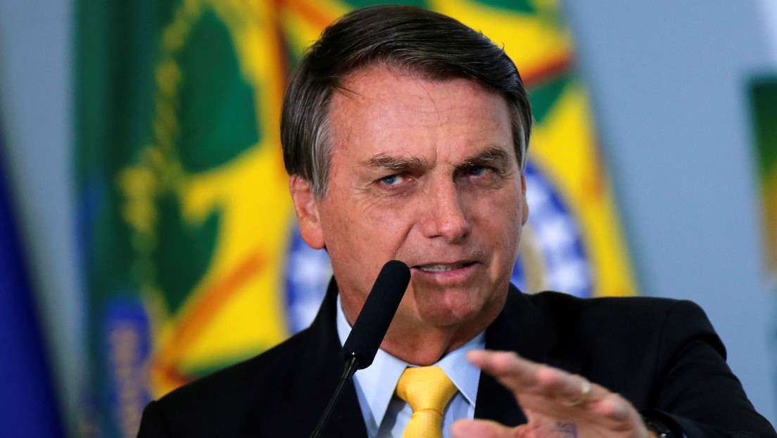 Bolsonaro insinúa que el suicido de un voluntario pudo ser un "efecto colateral" de la vacuna china contra el coronavirus