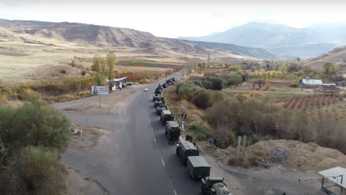VIDEO: El despliegue de fuerzas rusas de pacificación en Nagorno Karabaj