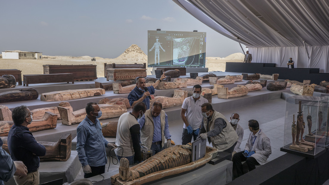 "Es un tesoro": Descubren alrededor de 100 sarcófagos intactos en Egipto de más de 2.500 años (FOTOS, VIDEO)