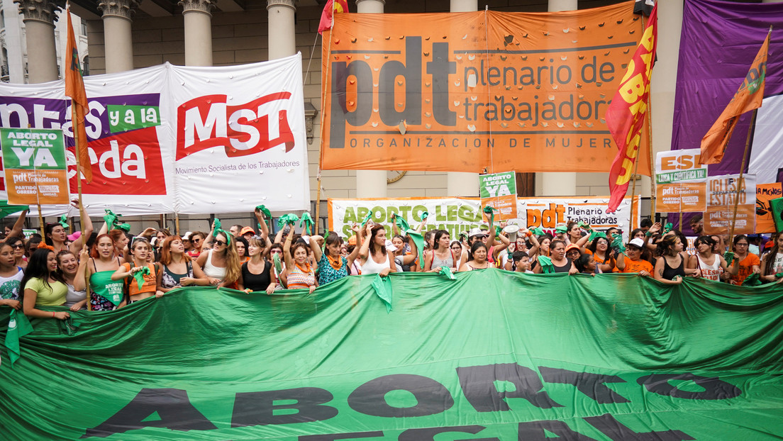 Luz verde para debatir (otra vez) la legalización del aborto en Argentina: un capítulo crucial en la lucha por los derechos en América Latina